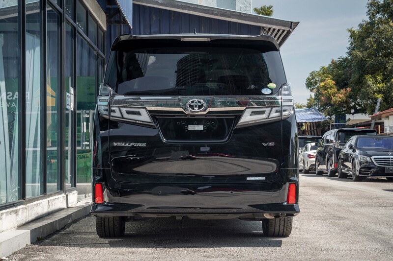 Toyota Vellfire 3.5 ZG (2018)