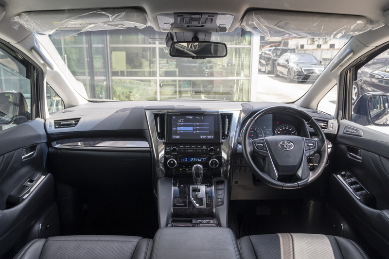 Toyota Vellfire 3.5 ZG (2018)